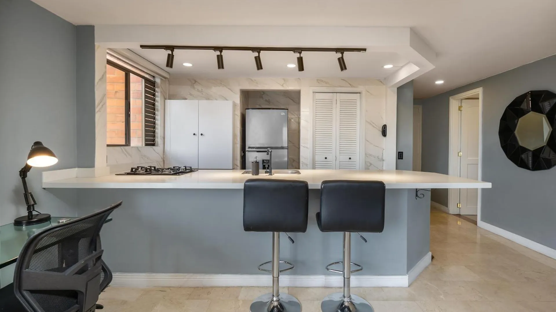 Apartamento 1003 Alcazar De Oviedo Medellín