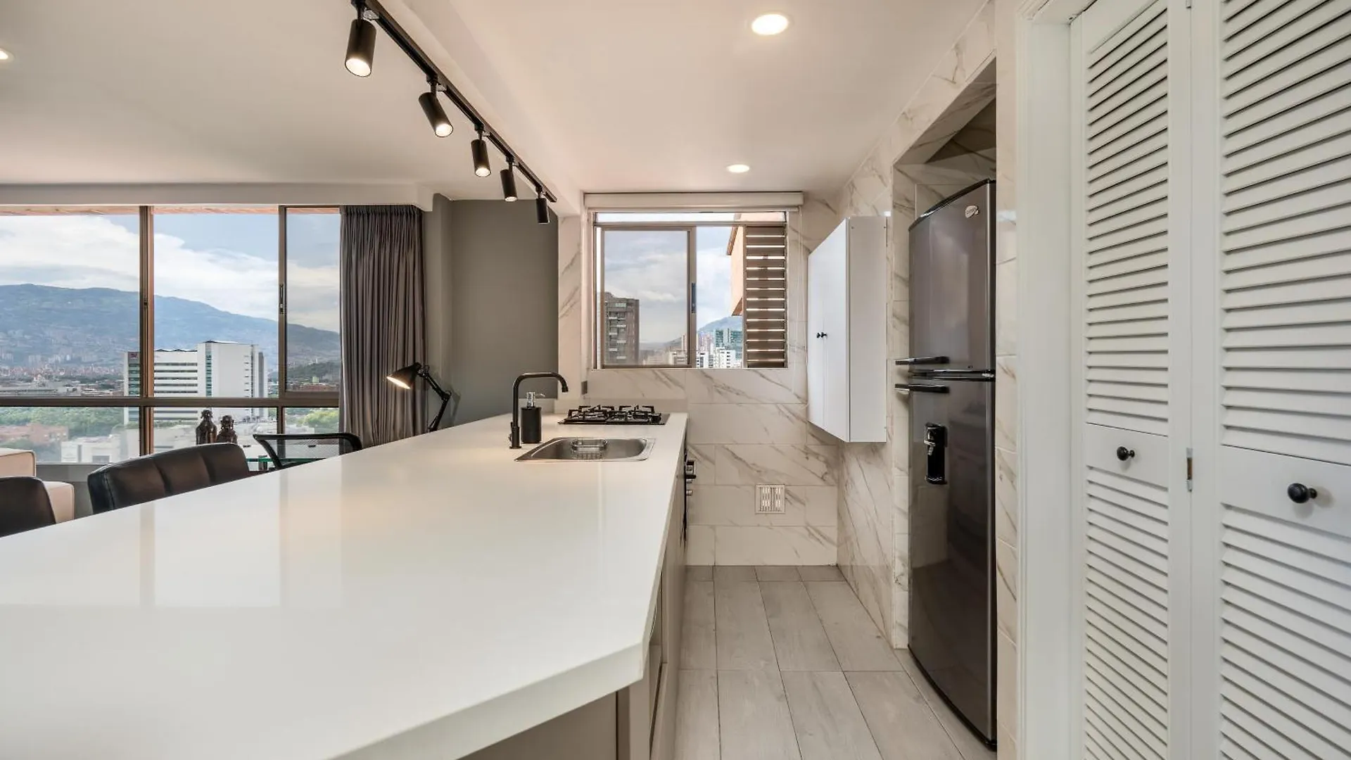 Apartamento 1003 Alcazar De Oviedo Medellín Kolumbia